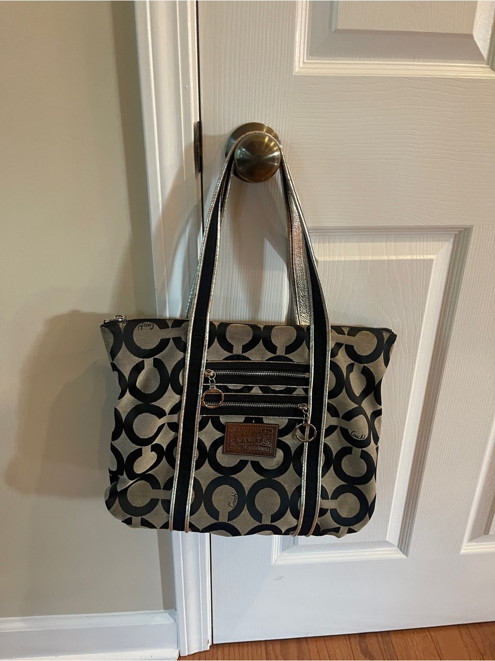 Coach Vintage Poppy Op Art Glam Tote Handbag Purse Bag in Black Gray